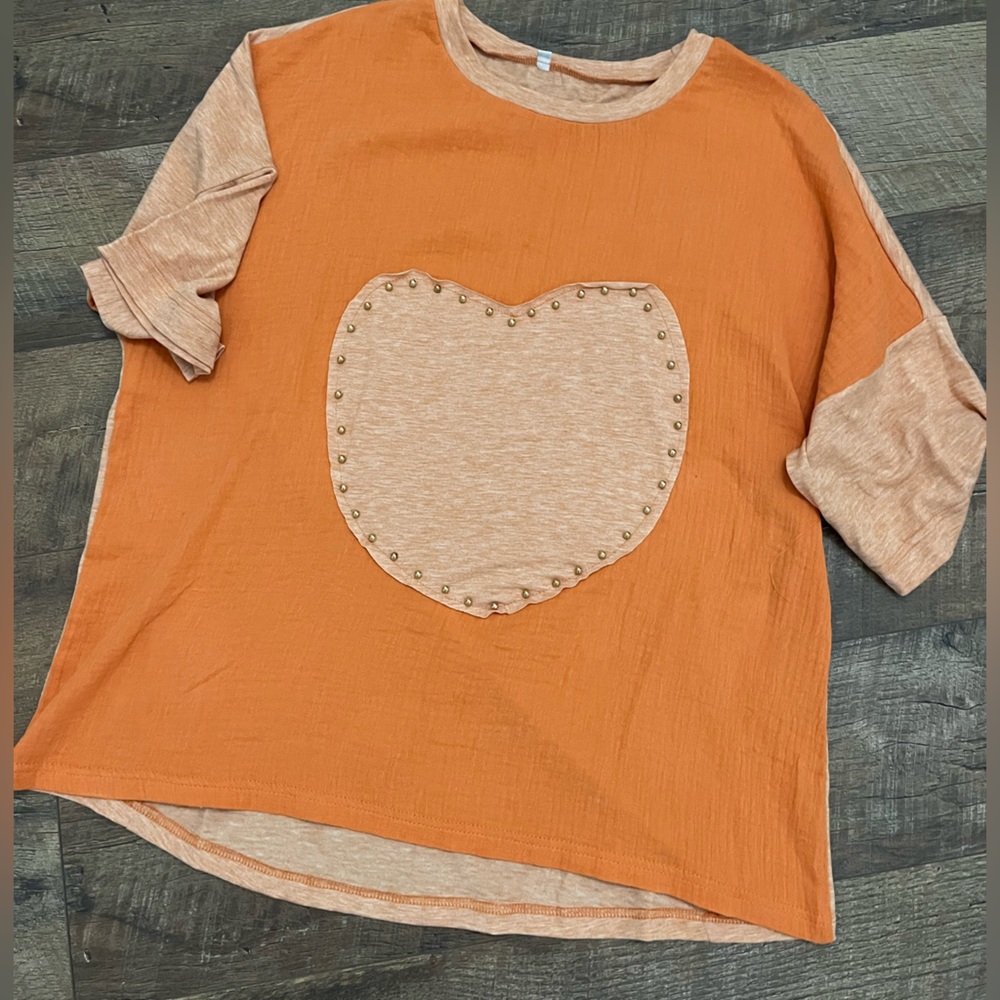 Ladies XL Light Pumpkin Heart Studded Boutique Shirt